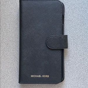 Michael Kors iPhone 8 Plus case w/card holder